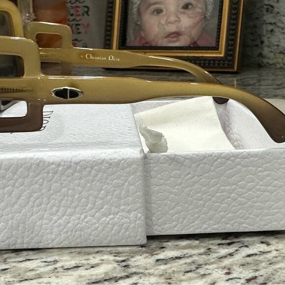 Vintage Christian Dior 737 Sunglasses – Oversized Honey Optyl Frame | 1970s - Picture 15 of 16